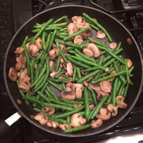 sauteed green beans and mushrooms